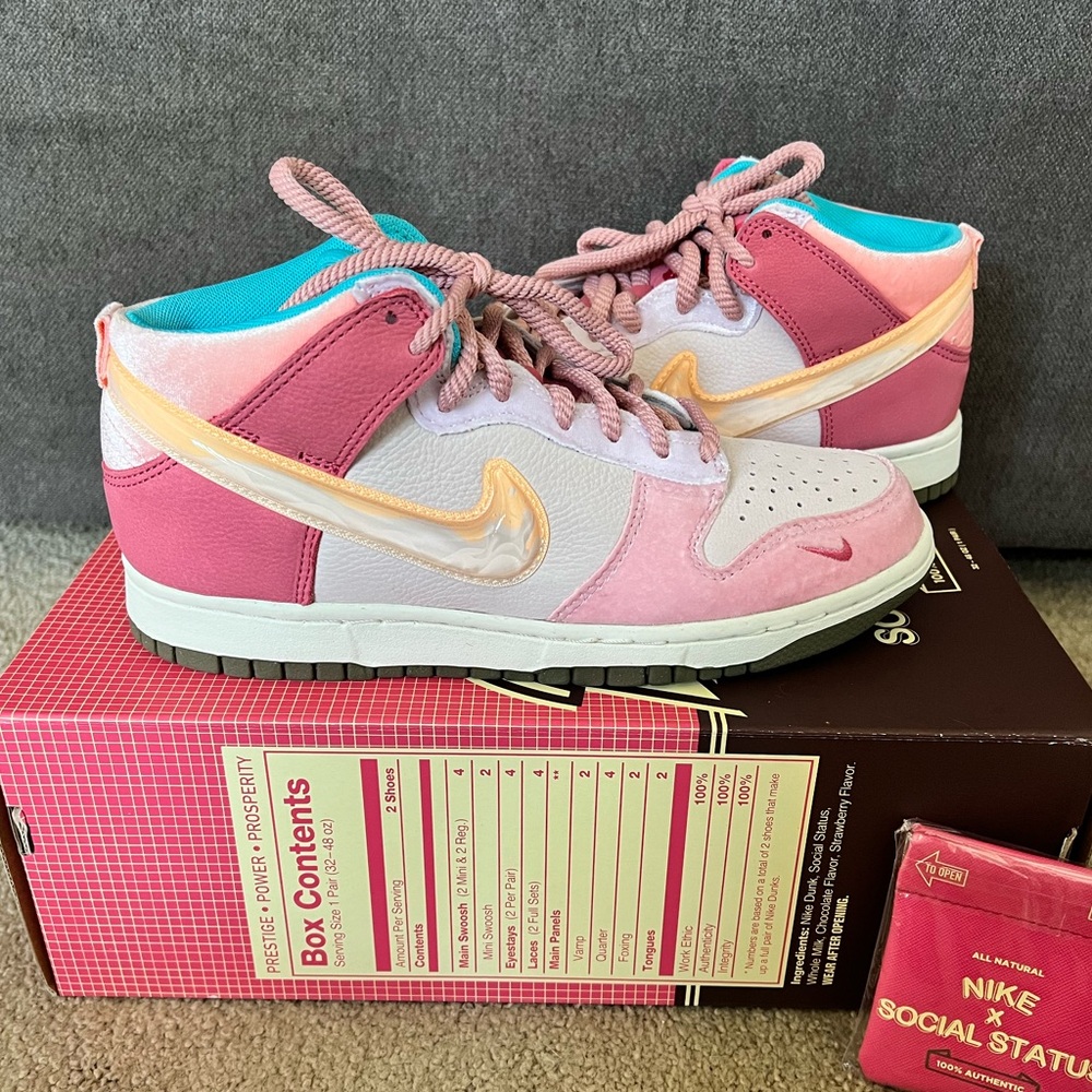 Nike Dunk/SS Strawberry Milk